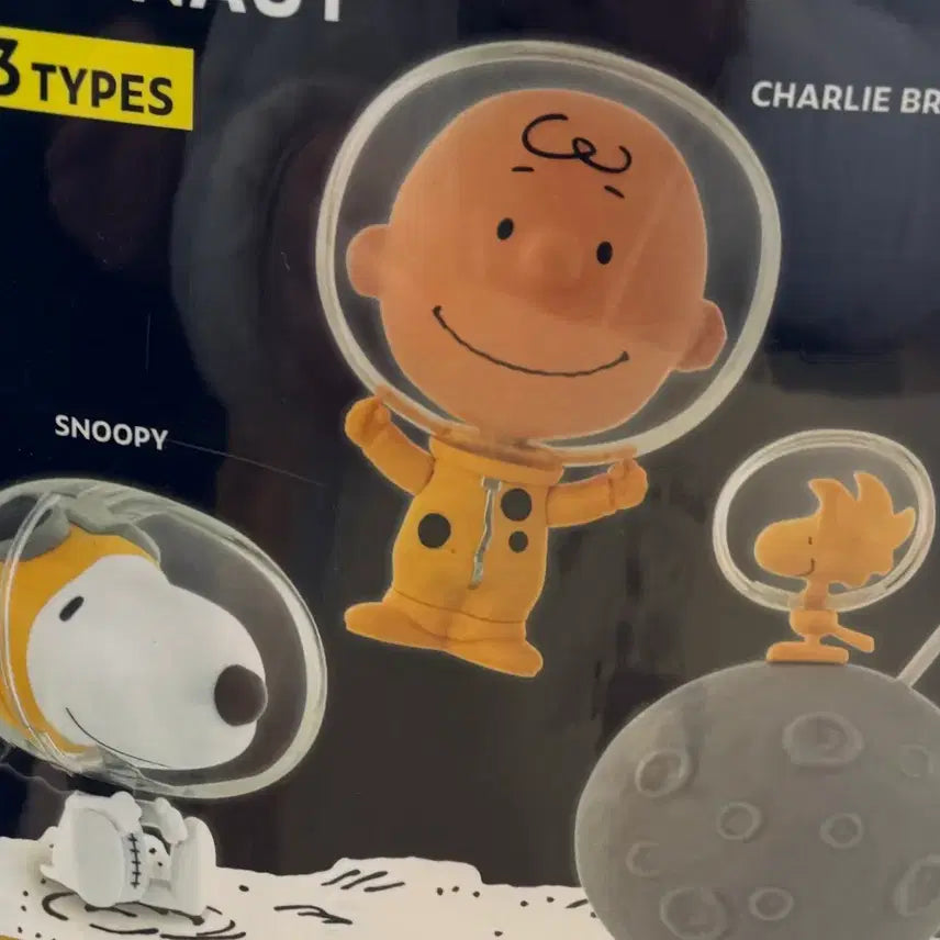 [BUNJANG] Charlie Brown Astronaut Costume Figure / 찰리브라운 우주복 피규어 새상품