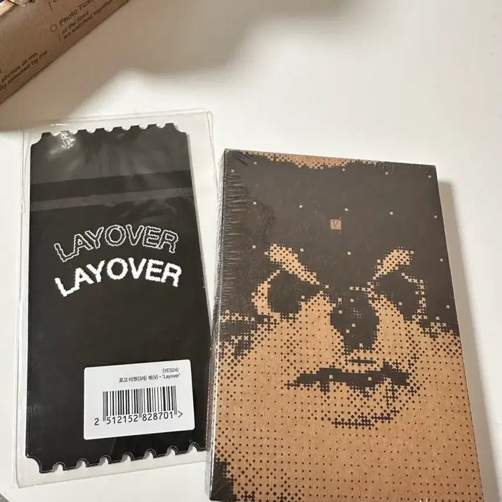 [BUNJANG] BTS V Layover Album 3 Versions + Weverse Album Set Sealed / 방탄소년단 뷔  앨범 레이오버 Layover 3종+ 위버스반 미개봉