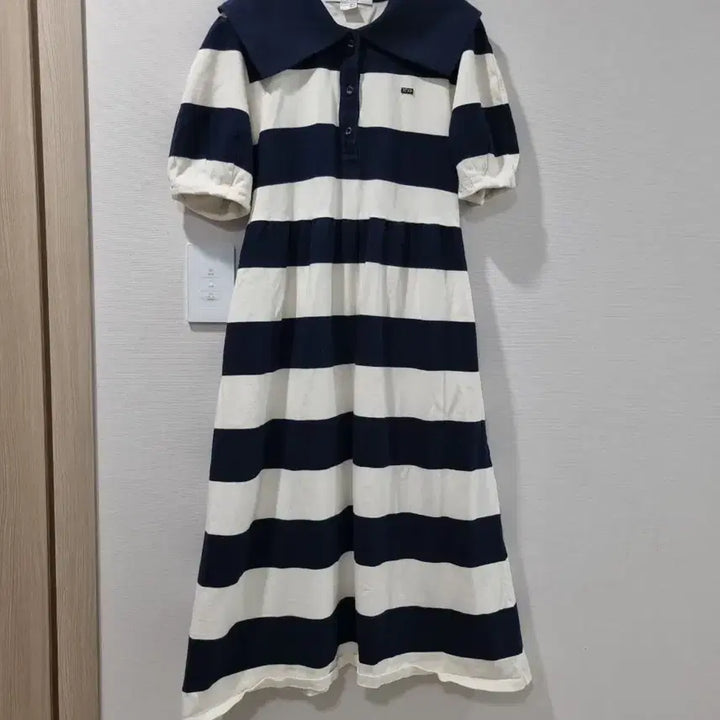 [BUNJANG] Jucy Judy Navy Stripe Dress / JucyJudy 쥬시쥬디 네이비 스트라이프 원피스 23fw