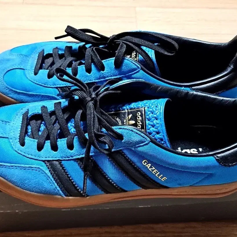 [BUNJANG] Adidas Gazelle Sky Blue Suede Sneakers / 아디다스 가젤 스카이 블루 스웨이드 운동화