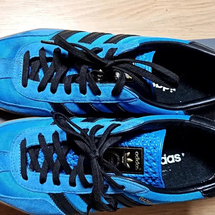 [BUNJANG] Adidas Gazelle Sky Blue Suede Sneakers / 아디다스 가젤 스카이 블루 스웨이드 운동화