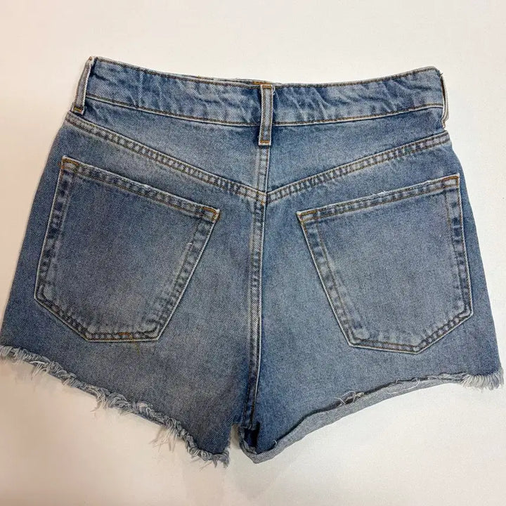 [BUNJANG] Zara Denim Cut-Off Shorts / 자라 반바지 쇼츠 36