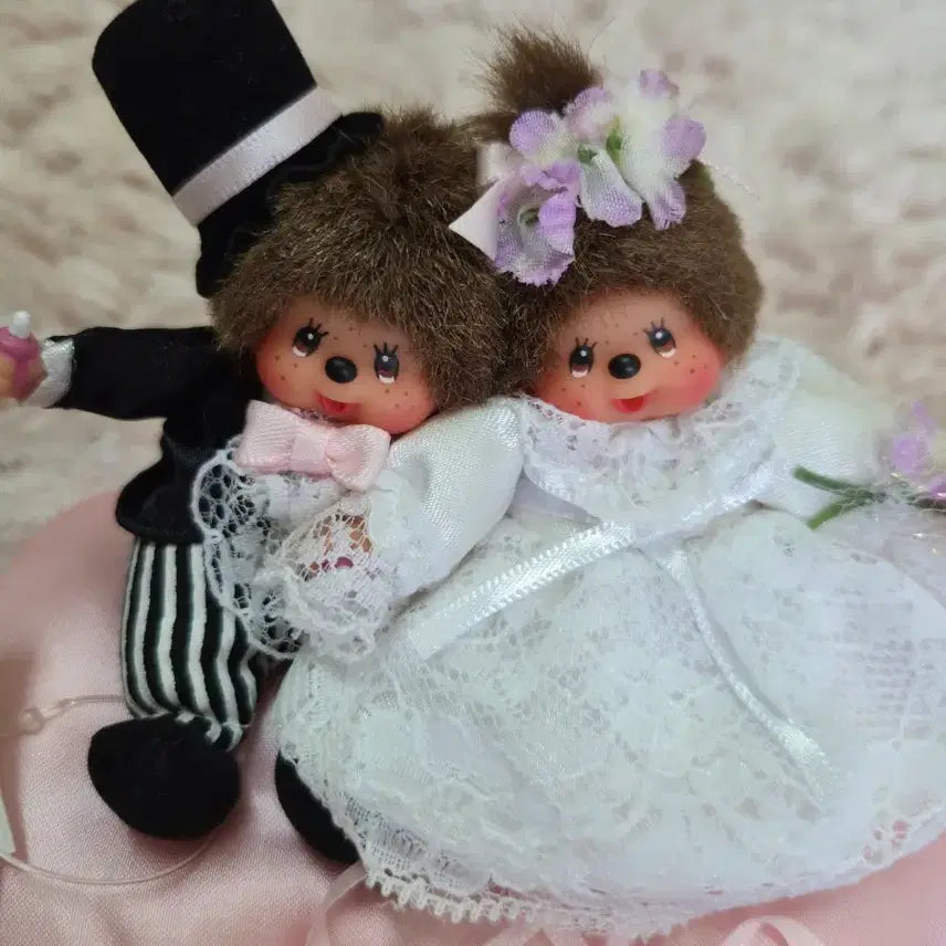 [BUNJANG] Monchhichi 30th Anniversary Mini Wedding Couple Doll / 고전 몬치치 30주년 미니 웨딩 세키구치 인형