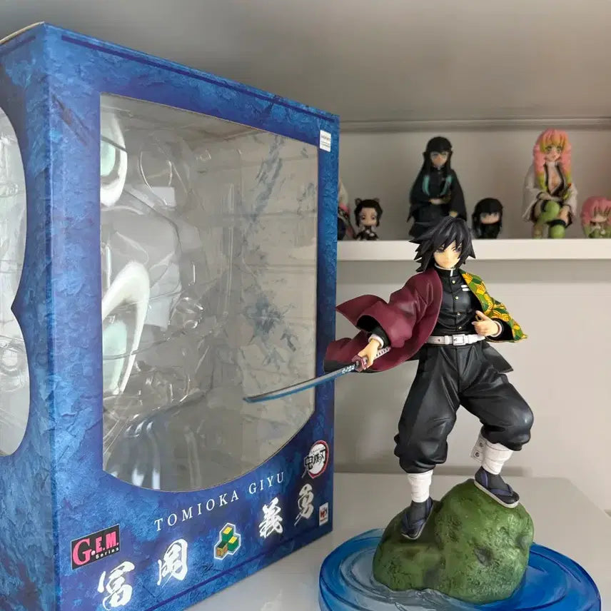 [BUNJANG] Demon Slayer Tomioka Giyu GEM Figure / 귀멸의 칼날 토미오카 기유 GEM 피규어
