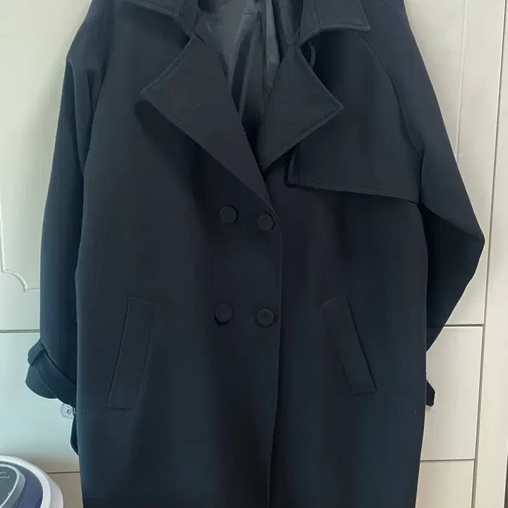 [BUNJANG] Black Double-Button Trench Coat / 블랙 트렌치코트
