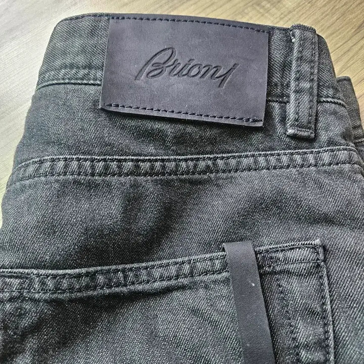 [BUNJANG] Brioni Slim Fit Black Jeans / 브리오니 바지
