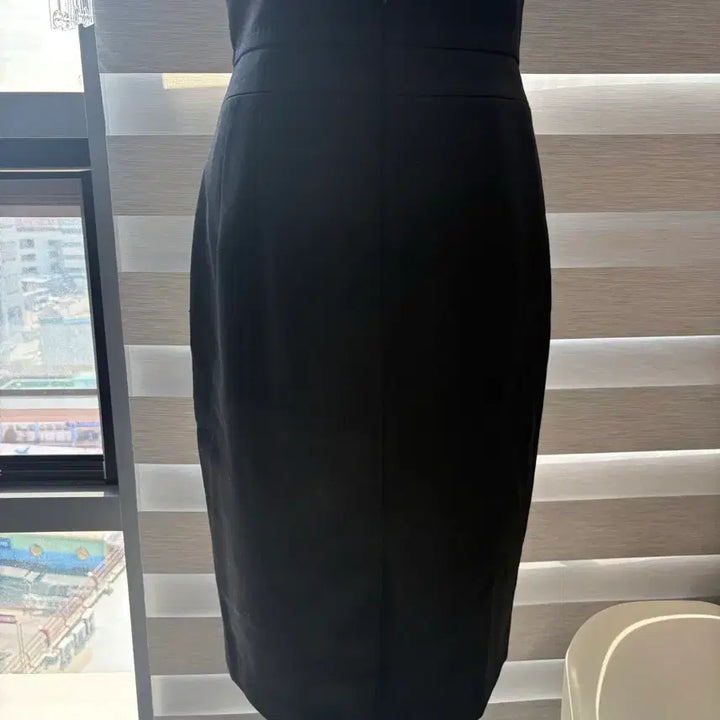 [BUNJANG] TIME Black H-Line Midi Skirt / 타임 - 블랙 H라인 스커트