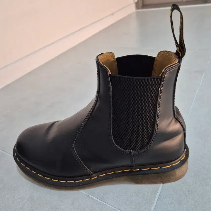 [BUNJANG] Dr. Martens Chelsea Boots Size 8 / 닥터마틴 첼시부츠 8사이즈