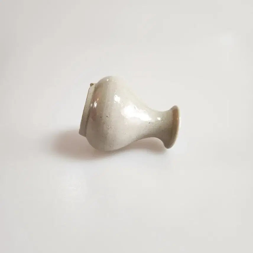 [BUNJANG] Joseon Dynasty Early Gwanyo Ware Celadon Vase / 골동품 조선시대 초기 관요사기 명기주병