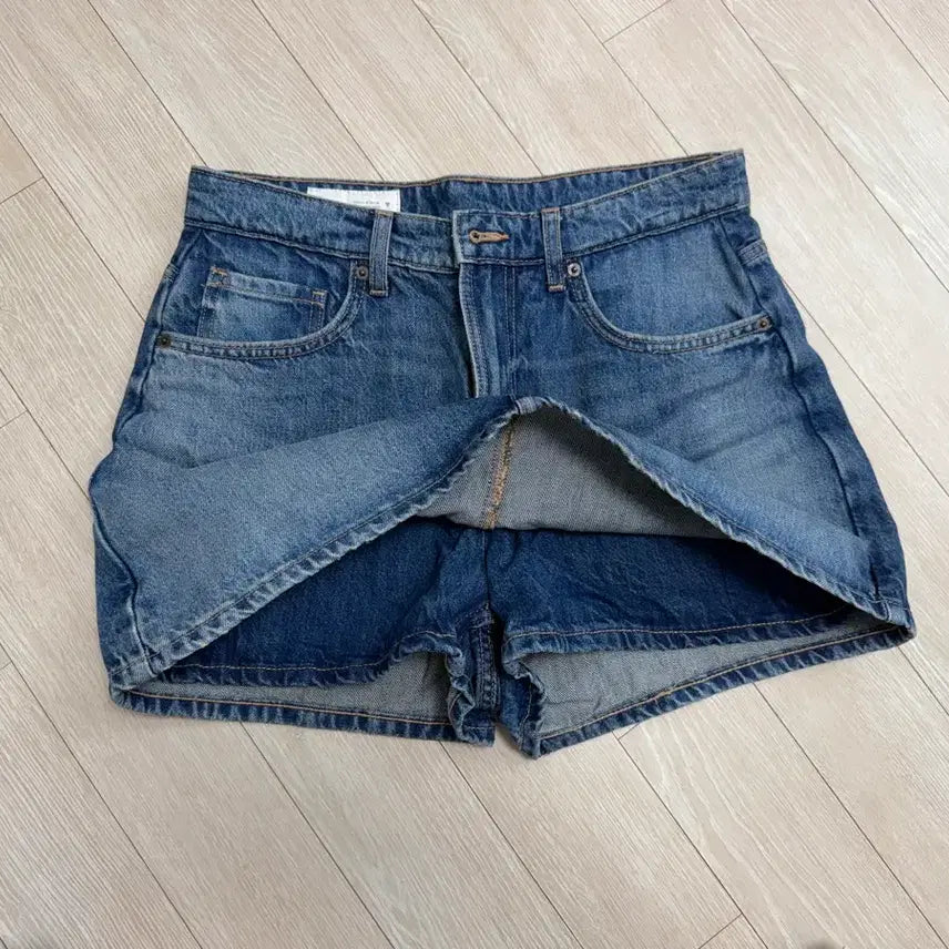 [BUNJANG] Zara Denim Skirt Shorts M / (M)자라 청치마 청반바지 치마바지(거의새거)
