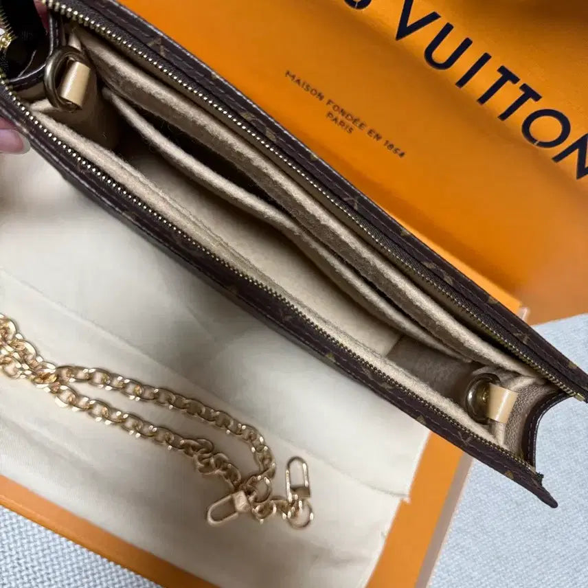 [BUNJANG] Louis Vuitton Toilet 26 Clutch Bag / 루이비통 토일렛 26 클러치판매