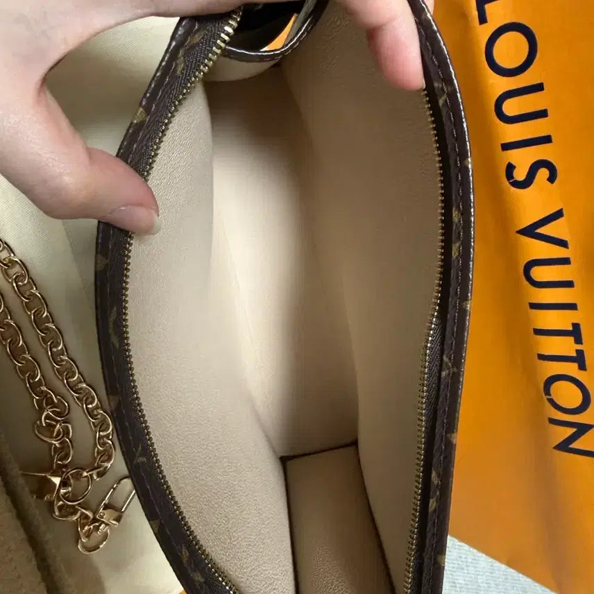 [BUNJANG] Louis Vuitton Toilet 26 Clutch Bag / 루이비통 토일렛 26 클러치판매