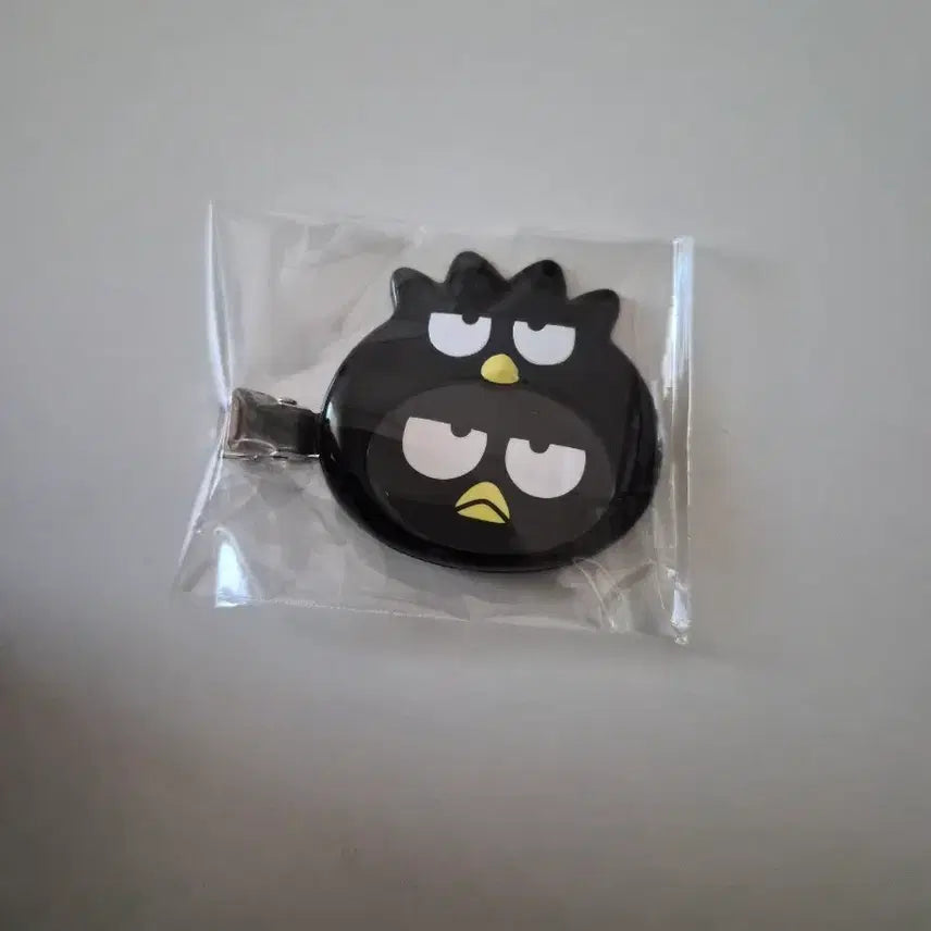 [BUNJANG] Sanrio Badtz-Maru Custom Hair Clip / 산리오 커스텀 헤어클립 배드바츠마루