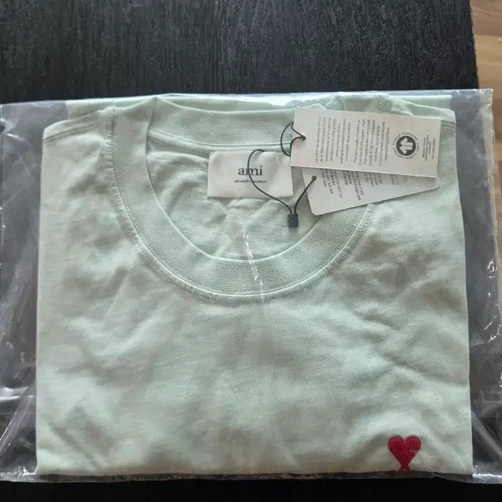[BUNJANG] AMI Small Heart Mint T-Shirt / 아미 스몰 하트 민트 티셔츠 새상품