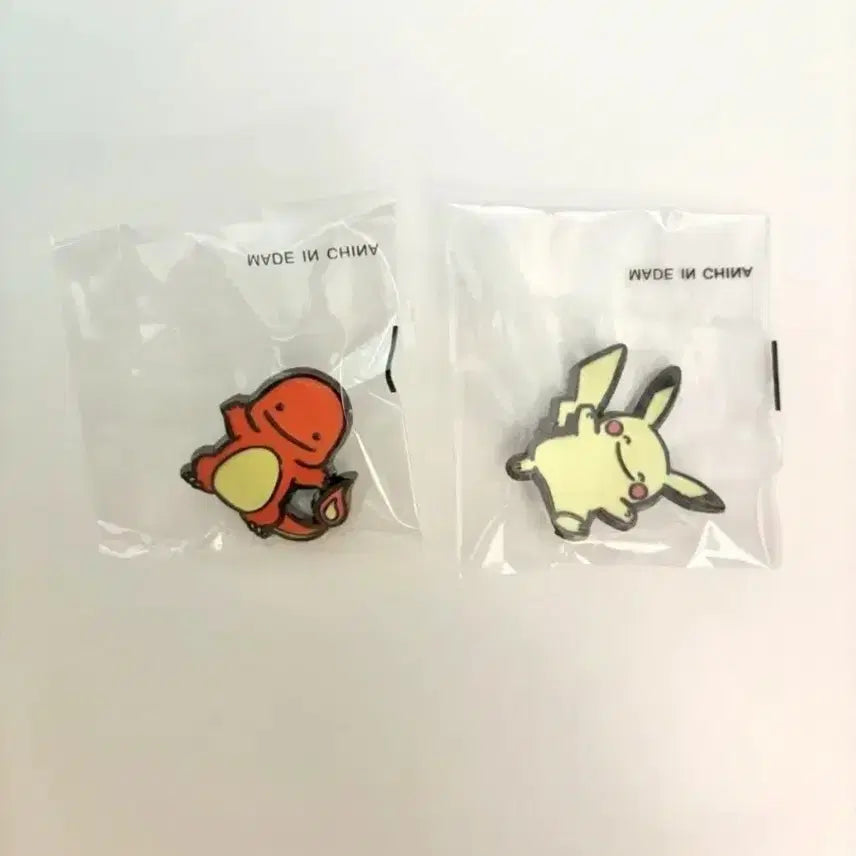 [SOLD OUT] 올리브영 포켓몬 컬러그램 메탈참 피카츄+파이리