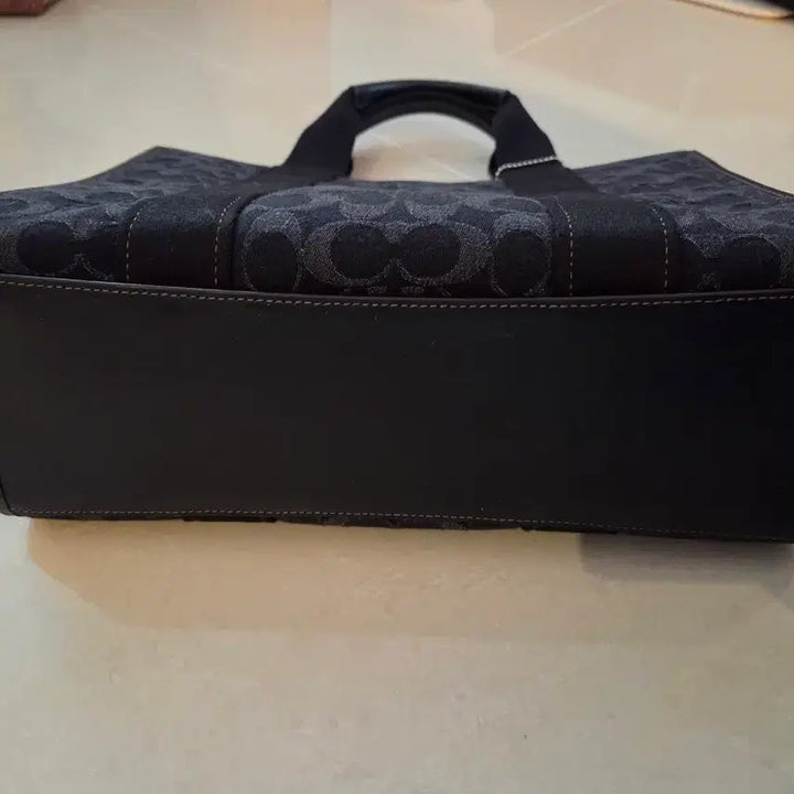 [BUNJANG] Coach Signature Black Tote Bag / 코치 시그니처 블랙 토트백