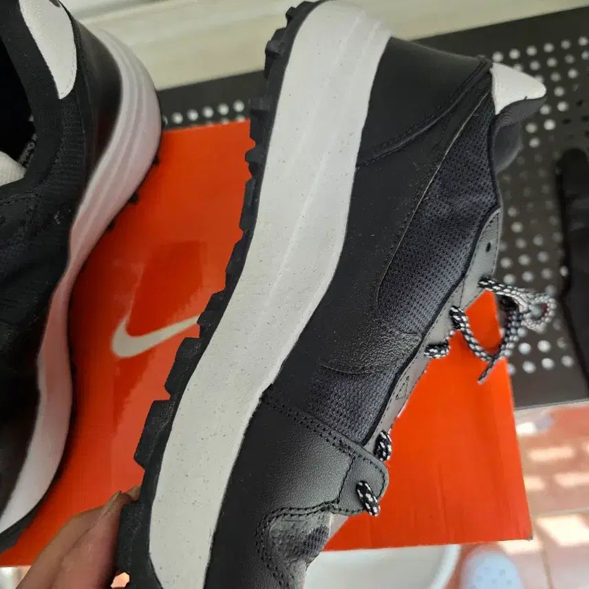 [BUNJANG] Nike ACG Lowcate Black 285mm / (미사용)나이키 ACG 로우케이트 블랙 285mm