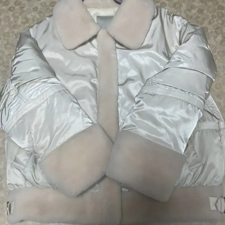 [BUNJANG] Cellevi Premium Australian Merino Wool Trimmed Goose Down Puffer Jacket (Ivory) / 호주산 천연양모 트리밍 구스다운