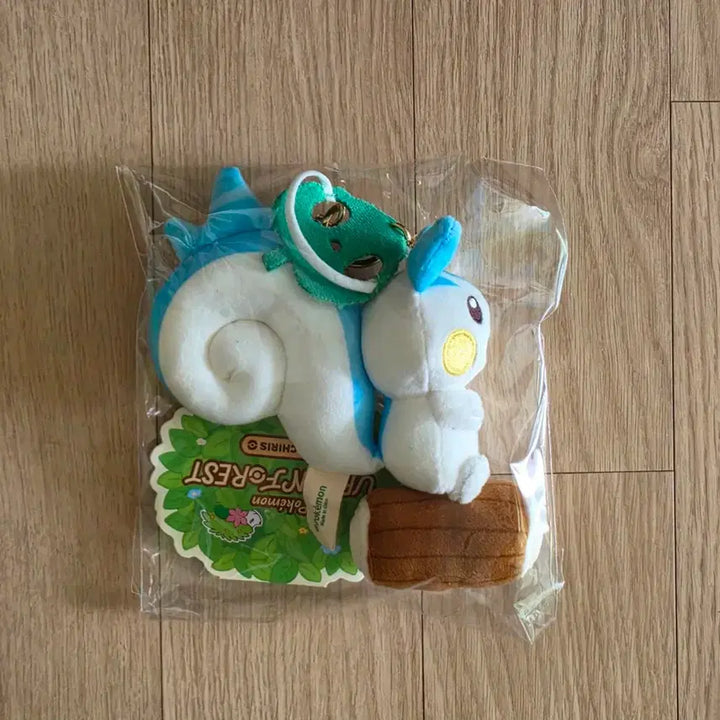 [SOLD OUT] 서울숲 시크릿 포레스트 포켓몬 파치리스 인형 키링 새상품