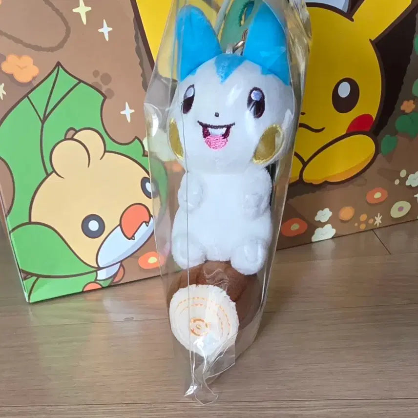 [SOLD OUT] 서울숲 시크릿 포레스트 포켓몬 파치리스 인형 키링 새상품