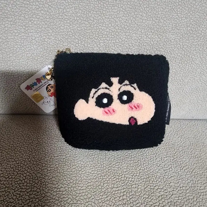 [BUNJANG] Crayon Shin-chan Fuzzy Mini Pouch Coin Purse / 짱구 검정 뽀글이 미니파우치 동전지갑