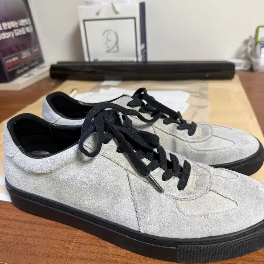 [BUNJANG] MMRB x Entrance German Army Sneakers White Suede Size 280 / mmrb x 엔트런스 독일군 화이트 280사이즈