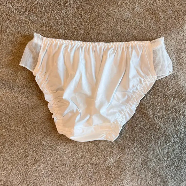 [BUNJANG] Spring Blossom Triangle Panty - White / (중고) 봄꽃 삼각팬티 화이트