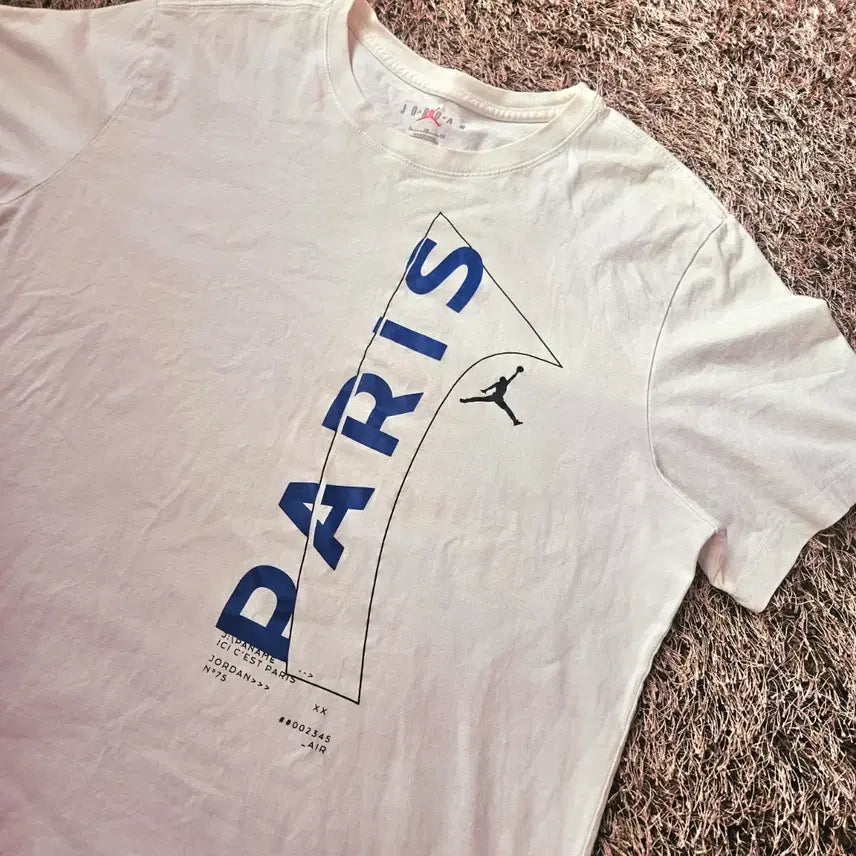 [BUNJANG] Jordan x Paris Saint-Germain Back Patched T-Shirt XL / 조던 x 파리생제르망 빽 패치드 반팔티셔츠 XL(105-110)