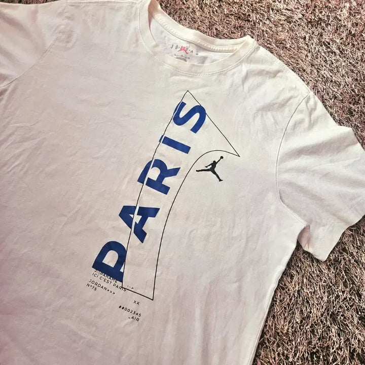 [BUNJANG] Jordan x Paris Saint-Germain Back Patched T-Shirt XL / 조던 x 파리생제르망 빽 패치드 반팔티셔츠 XL(105-110)