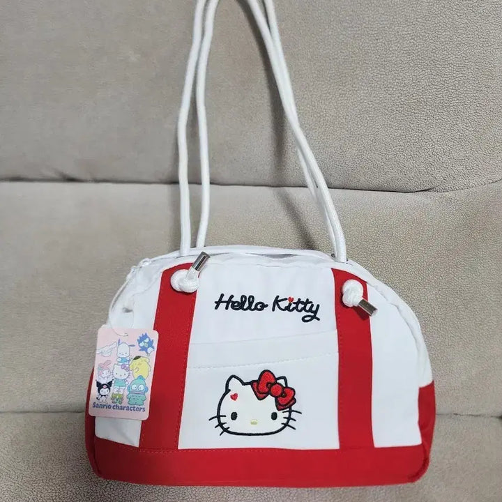 [BUNJANG] Hello Kitty White/Red Mini Boston Bag / 헬로키티 화이트/레드 미니 보스턴백