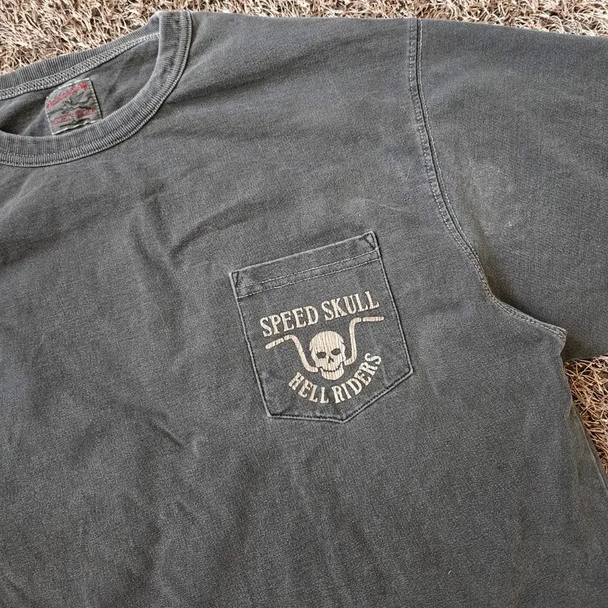 [BUNJANG] Outstanding 25SS Skull Washed Printing Pocket Short-Sleeve T-Shirt / 아웃스탠딩 25ss 스컬 워시드 프린팅 포켓 반팔 티셔츠