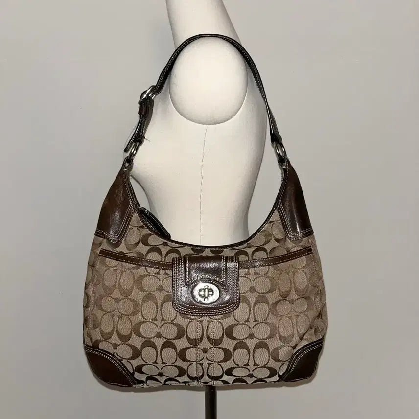 [BUNJANG] Coach Basic Brown Shoulder Bag / Coach Bacis Brown Shoulder bag