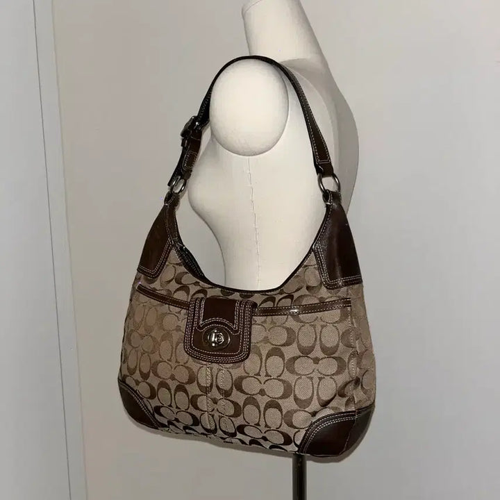 [BUNJANG] Coach Basic Brown Shoulder Bag / Coach Bacis Brown Shoulder bag