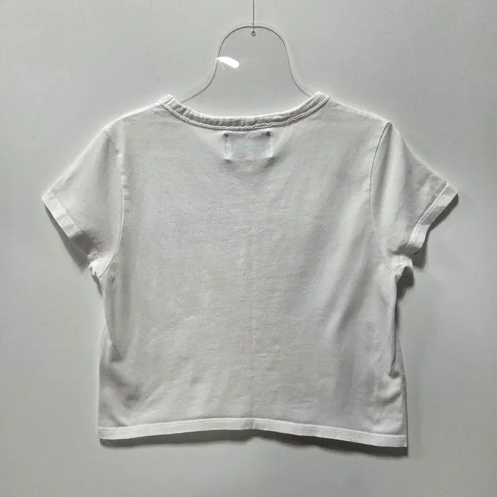 [BUNJANG] Matinkim White Logo Crop Short Sleeve T-Shirt (Size S) / 마뗑킴 화이트 로고 크롭 반팔 티셔츠 S 26051313