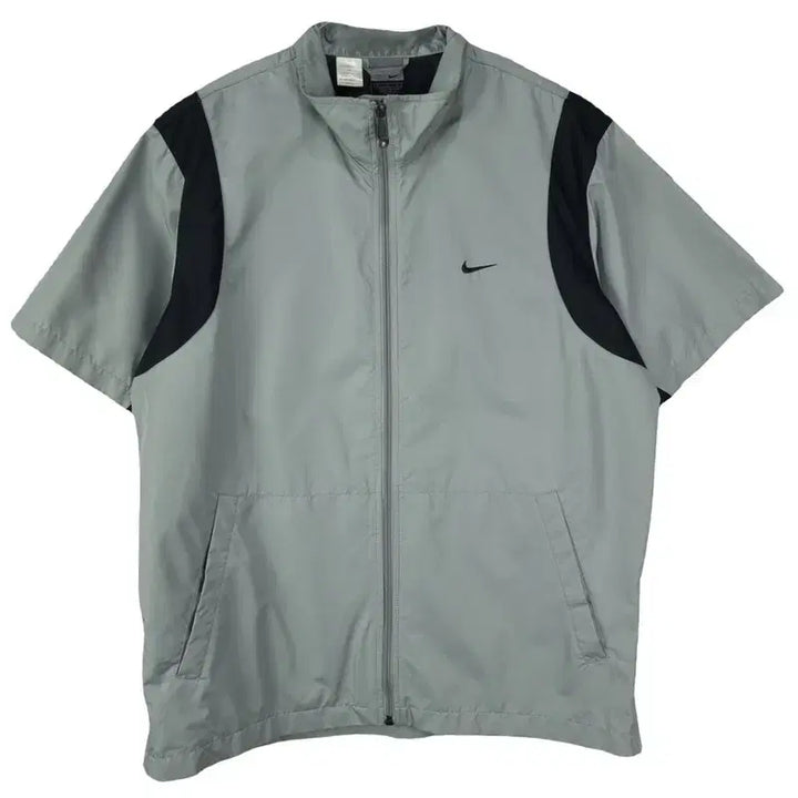 [BUNJANG] Nike Swoosh Embroidered Short Sleeve Shorts Windbreaker Set / 나이키 스우시 자수 반팔 반바지 바람막이 셋업 세트 M20538