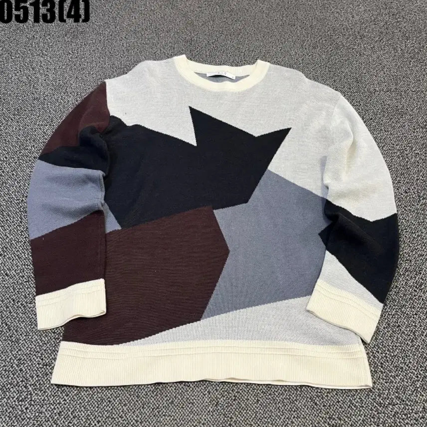[BUNJANG] Geometric Pattern Knit Sweater / 기하학 패턴 니트 스웨터