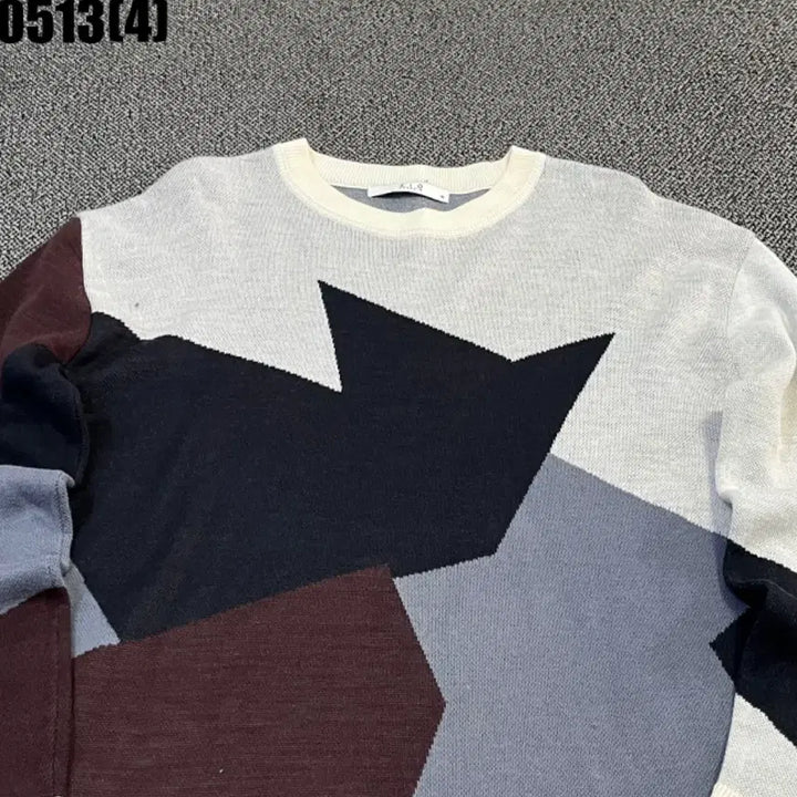 [BUNJANG] Geometric Pattern Knit Sweater / 기하학 패턴 니트 스웨터