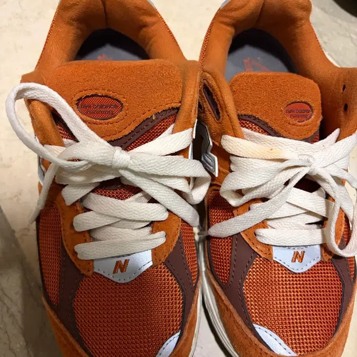 [BUNJANG] New Balance 2002 Women&