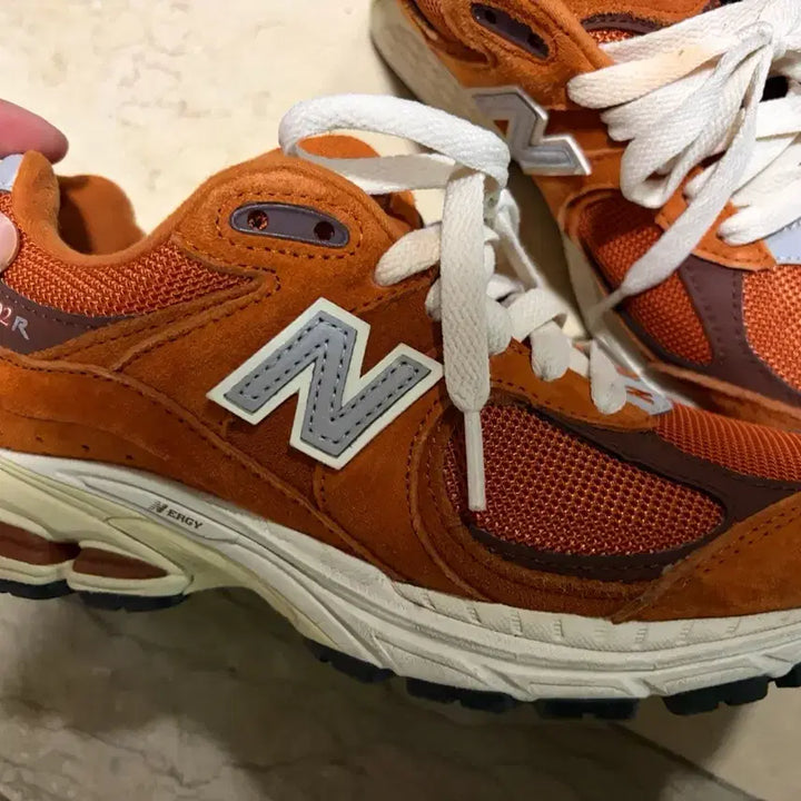 [BUNJANG] New Balance 2002 Women&