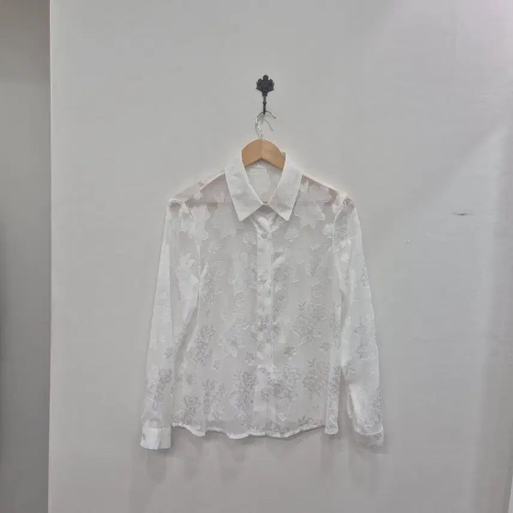 [BUNJANG] Flower Pattern See-Through Blouse White / 플라워 패턴 시스루 블라우스 화이트