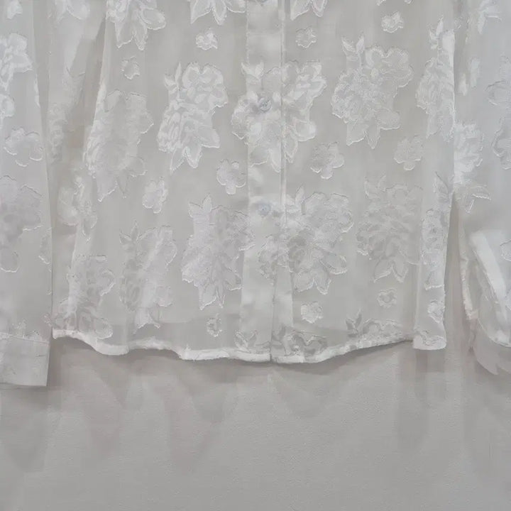 [BUNJANG] Flower Pattern See-Through Blouse White / 플라워 패턴 시스루 블라우스 화이트
