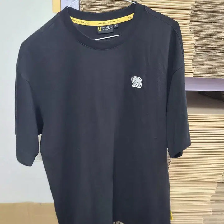 [BUNJANG] National Geographic Black T-Shirt Size S (Men&