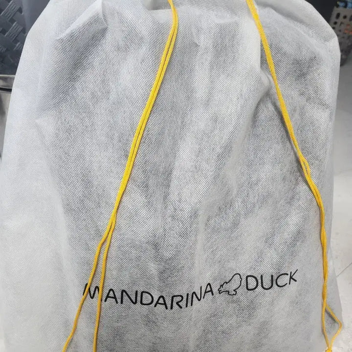 [BUNJANG] Mandarin Duck PIETRO Backpack P4T02163 Black / 만다리나덕 PIETRO 백팩 P4T02163 블랙