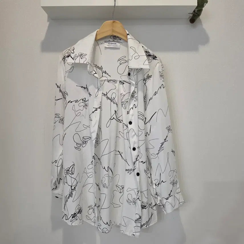 [BUNJANG] Clover Drawing Pattern Shirt / (새상품) 클로버 드로잉 패턴 셔츠 66까지 추천