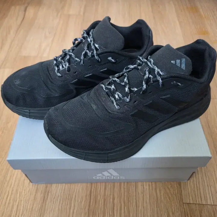 [BUNJANG] Adidas Duramo 10 Wide Running Shoes / 아디다스 듀라모10 와이드 런닝화 운동화