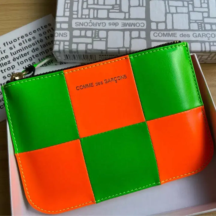 [BUNJANG] Comme des Garçons Fluorescent Square Coin Pouch Orange/Green / 꼼데가르송 플루오 스퀘어 동전지갑 SA8100FS ORANGE GREEN