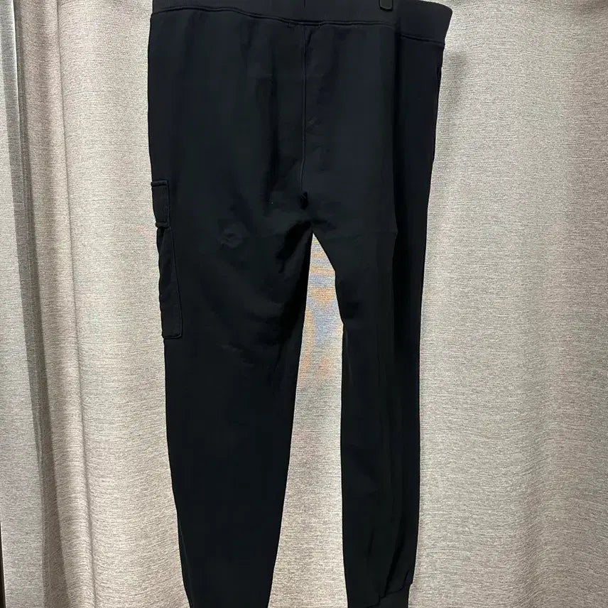 [SOLD OUT] CP컴퍼니 트레이닝 조거팬츠 블랙 (L)