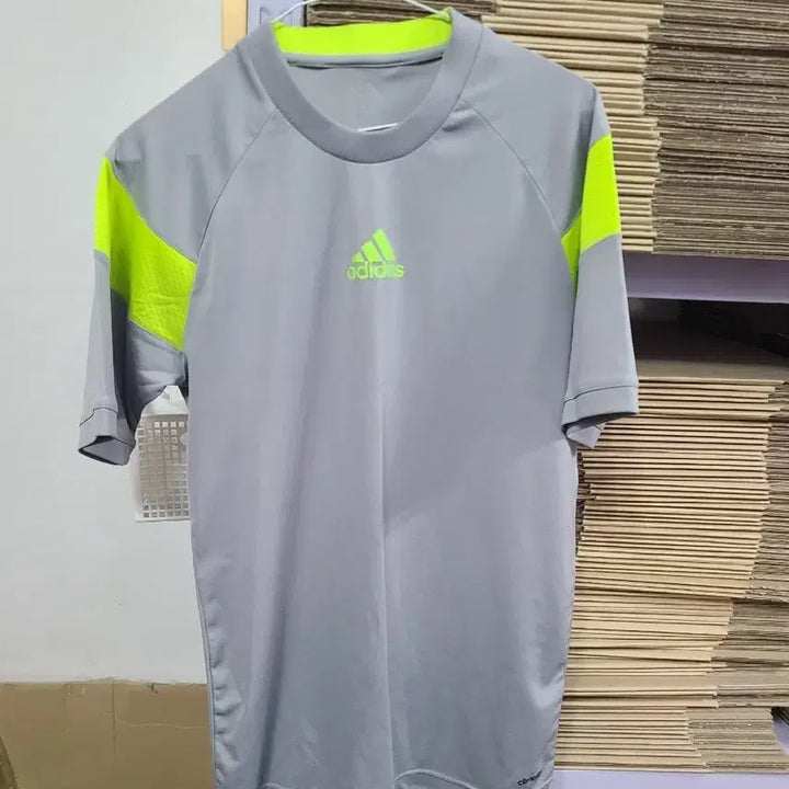 [BUNJANG] Adidas Climacool Grey Lime Short Sleeve T-Shirt Men&