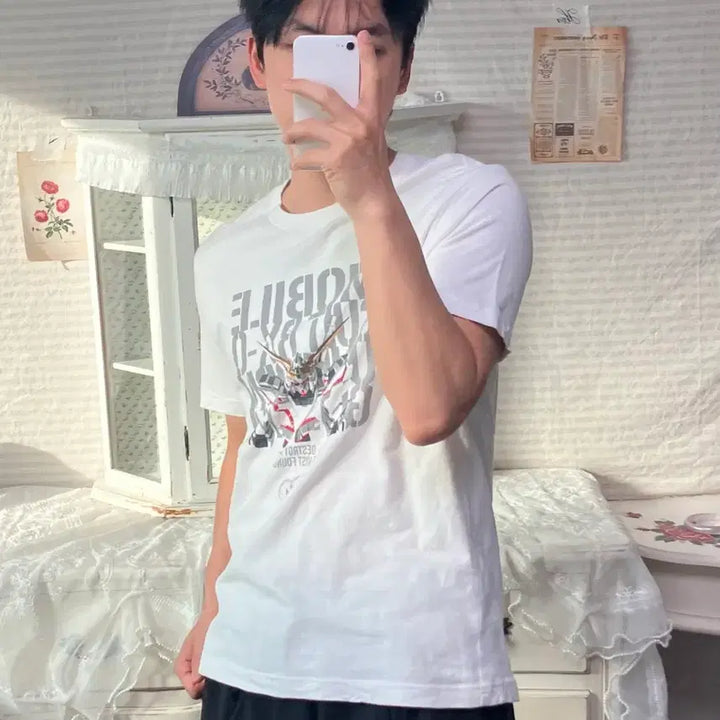 [BUNJANG] Vintage White Gundam Printing Short Sleeve T-Shirt / 빈티지 화이트 건담 프린팅 반팔 1152 모리걸 y2k 스트릿 갸루 펑키