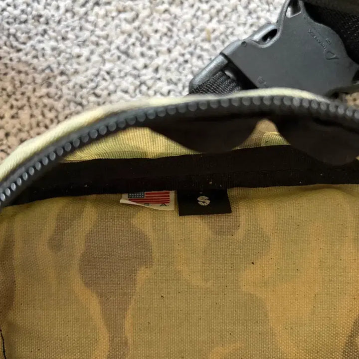[BUNJANG] Gregory Old Label Made in USA Camo Waist Bag / 그레고리 구형라벨 made in usa  카모 웨이스트백
